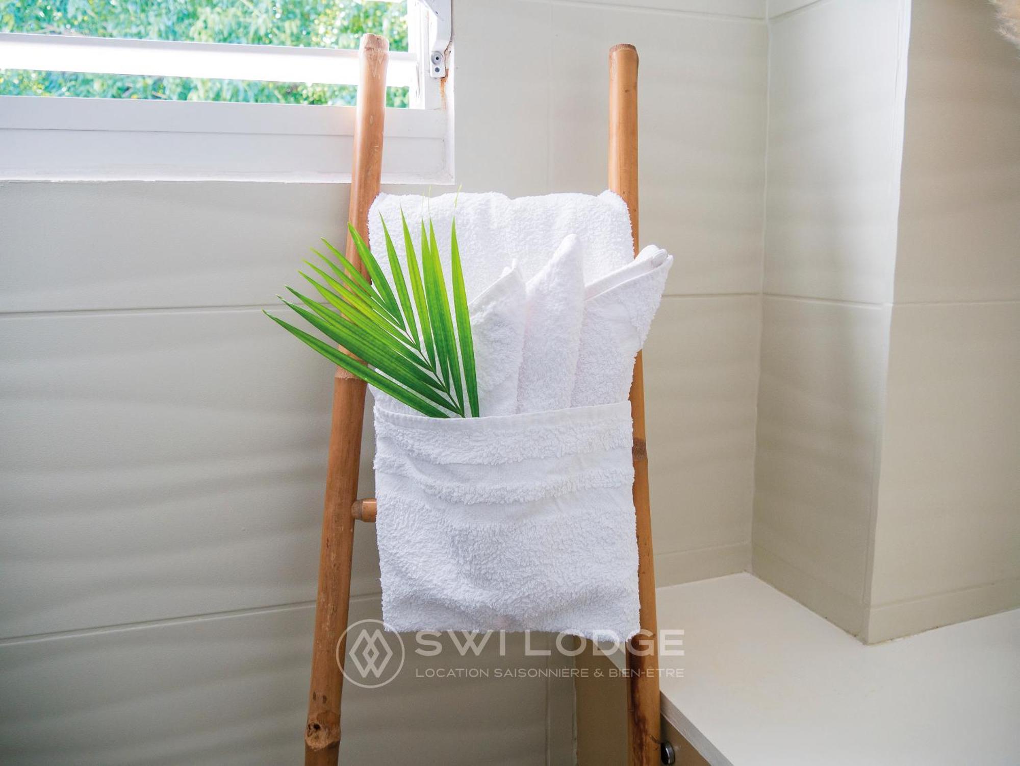 Swilodge Vue Sur Mer ! Petit Dejeuner Et Location De Voiture Possible Le Moule Ngoại thất bức ảnh